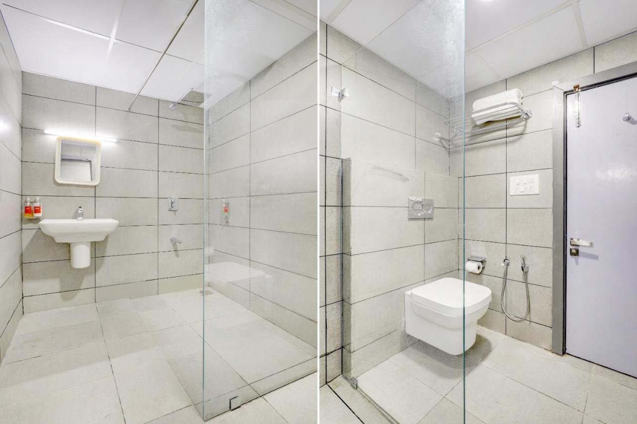 Super Townhouse Rajyash Rise Hotel Sarkhej ภายนอก รูปภาพ